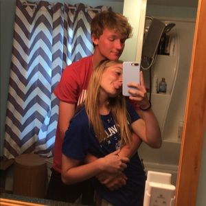 Meet your Posher, Kenzie